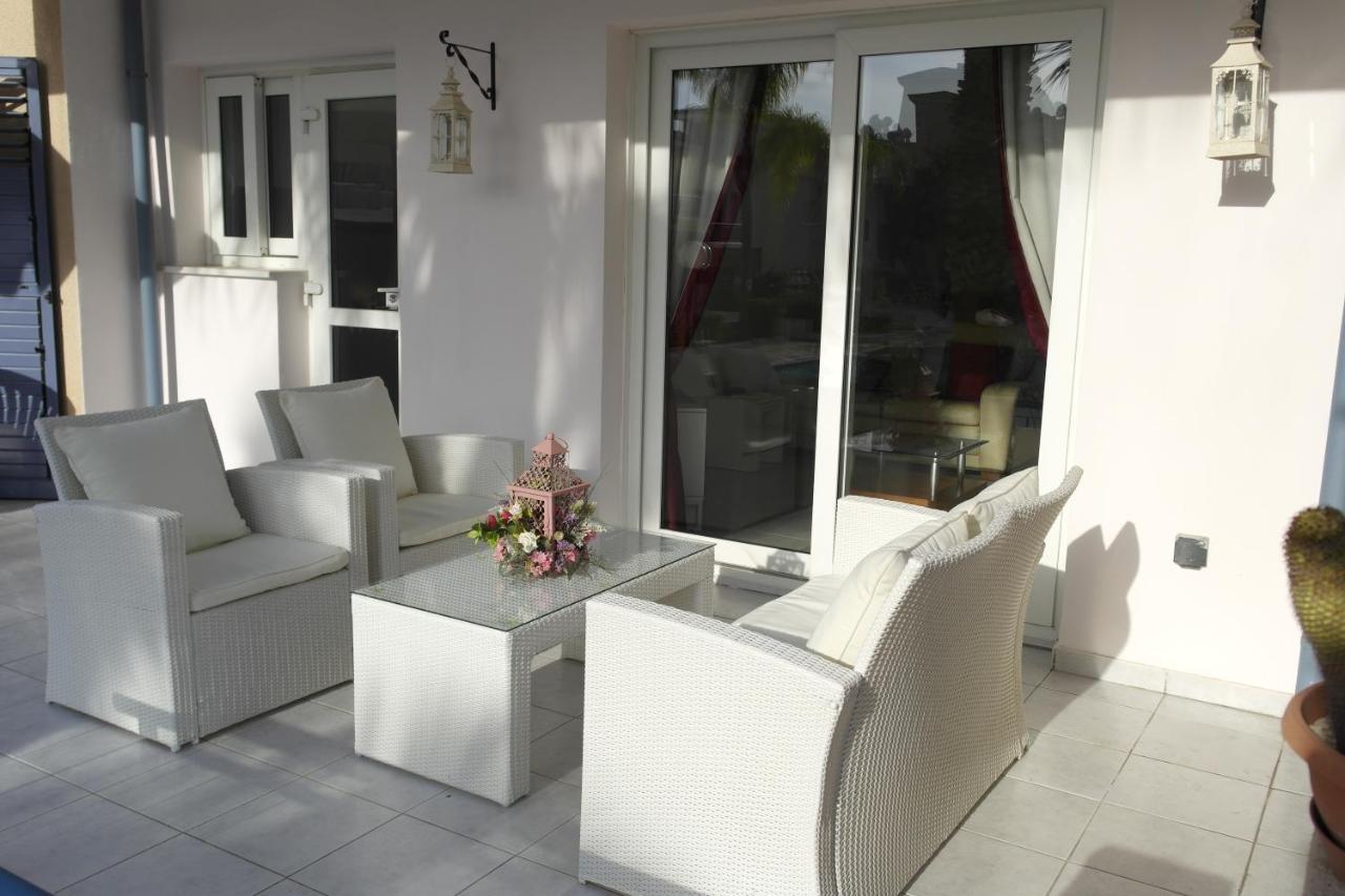 Maya's - Complimentary Airport Transport Apartment Paphos