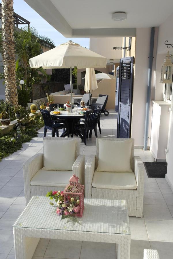 Maya's - Complimentary Airport Transport Apartament *